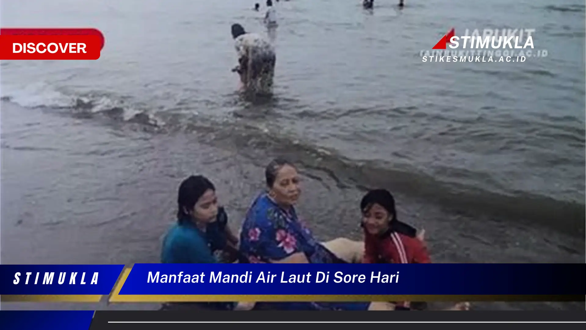 manfaat mandi air laut di sore hari